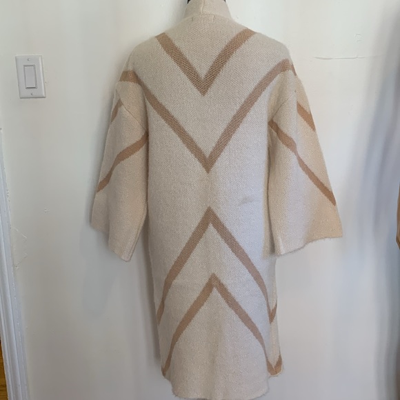 NEW Steve Madden Cardigan Sweater - Picture 5 of 9